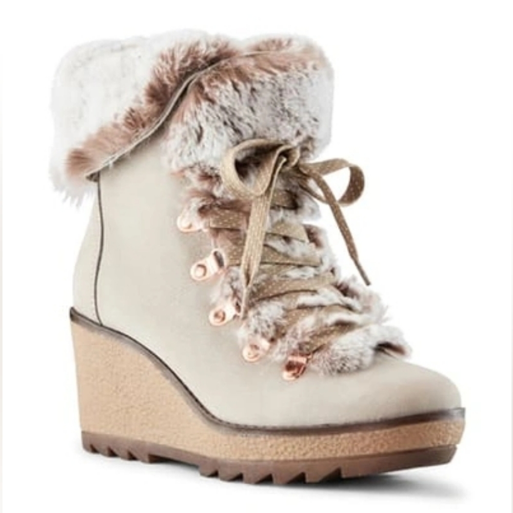 COUGAR Penelope Genuine Rabbit Fur Trim Waterproof Lace-Up Boot 6 New